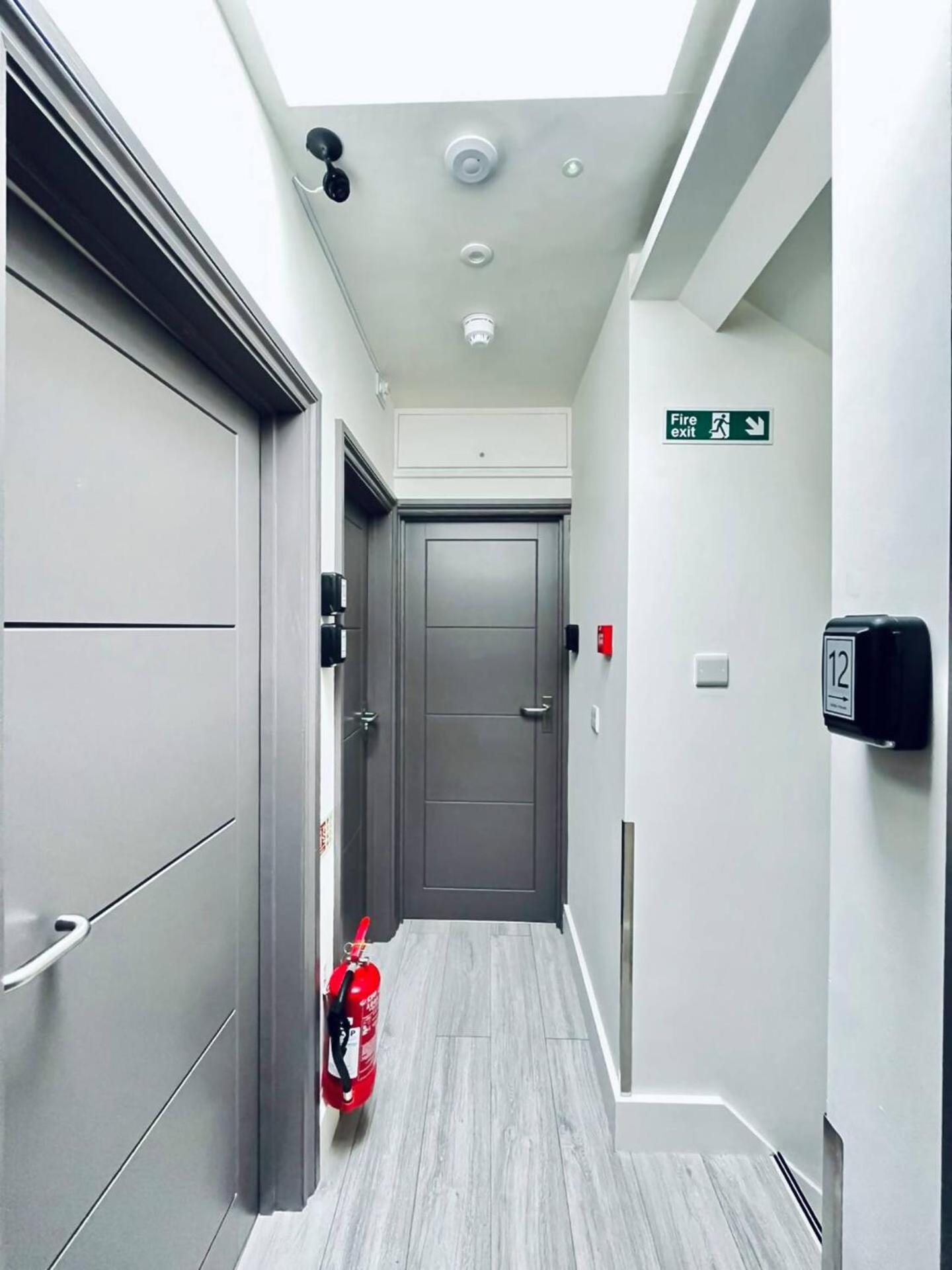 Apt 12 Luxury Living Chic Studio Steps From Beach Brighton Ngoại thất bức ảnh