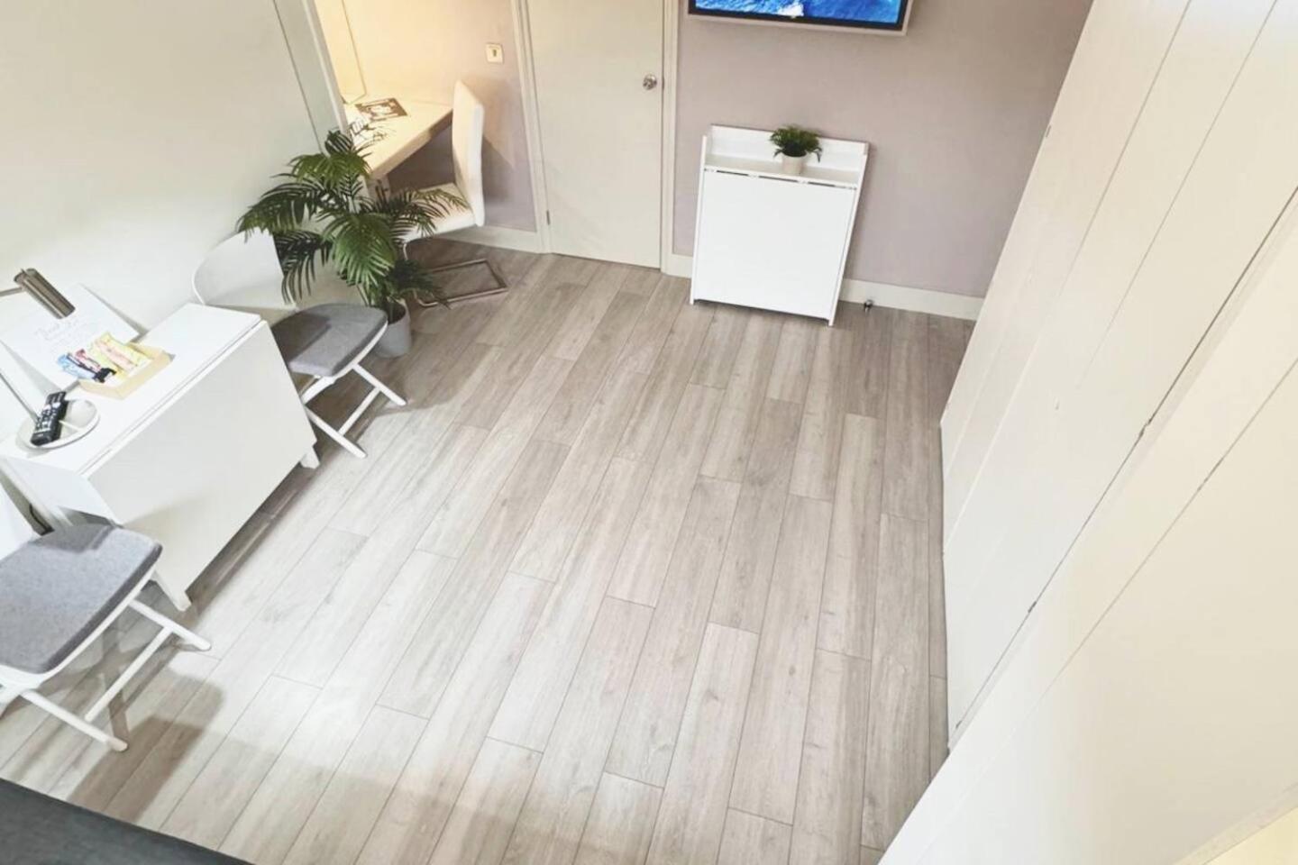 Apt 12 Luxury Living Chic Studio Steps From Beach Brighton Ngoại thất bức ảnh